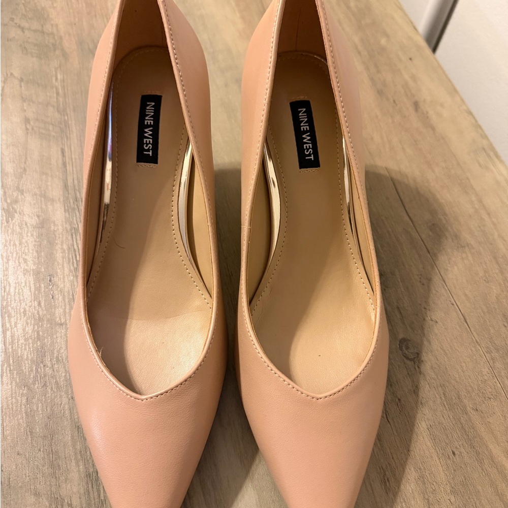 Nine West Barely Nude Heels- never worn
